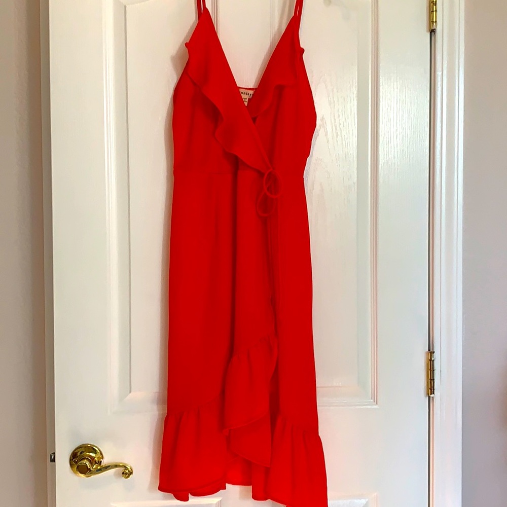 Coral ruffle dress - Picture 1 of 9
